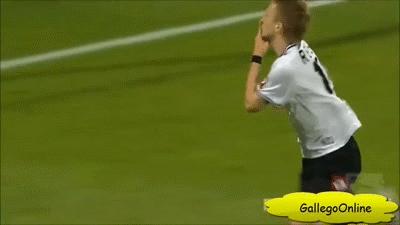 「足坛趣事」细数足坛球员十大进球庆祝动作（上）！