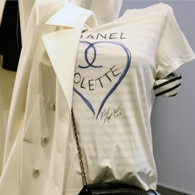 超尴尬！她竟穿假货出席活动