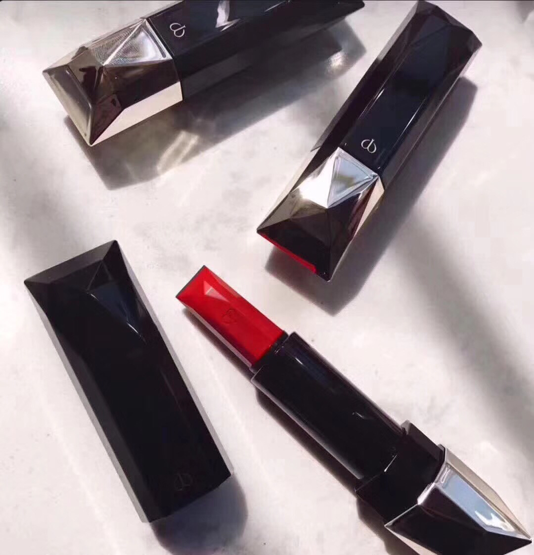 传说中的谁买到这只口红我就嫁给他