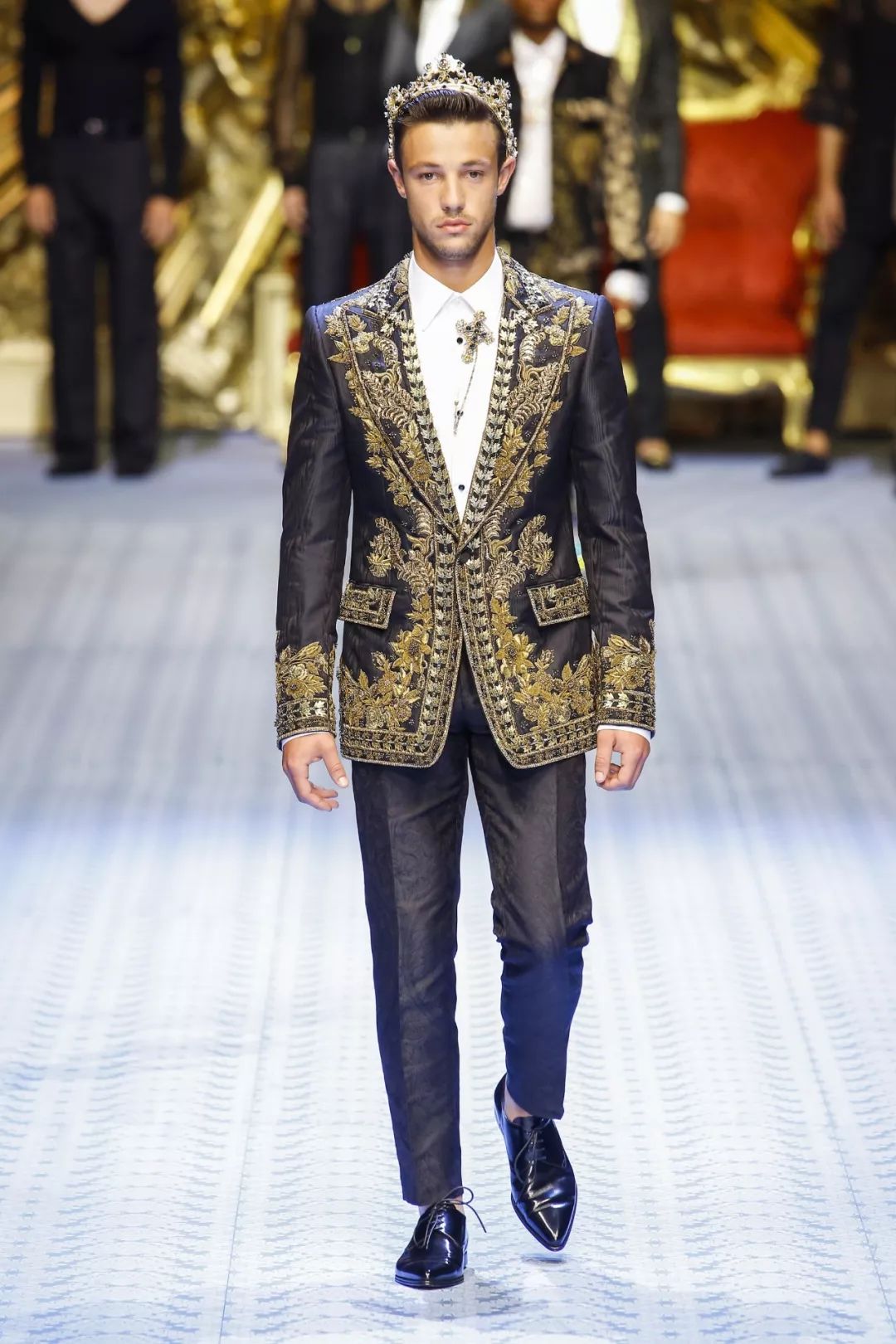 杜嘉班纳男装中国风,dg杜嘉班纳走秀男装