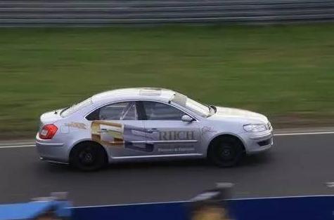 跑过赛道的跑车,跑过纽北的f1车手