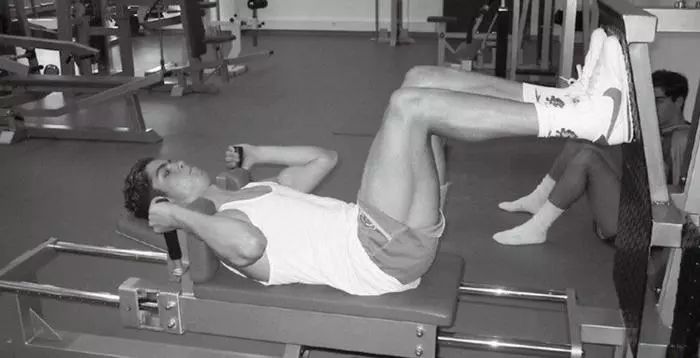 年轻的c罗到底有多可怕,c罗自律的可怕到什么程度