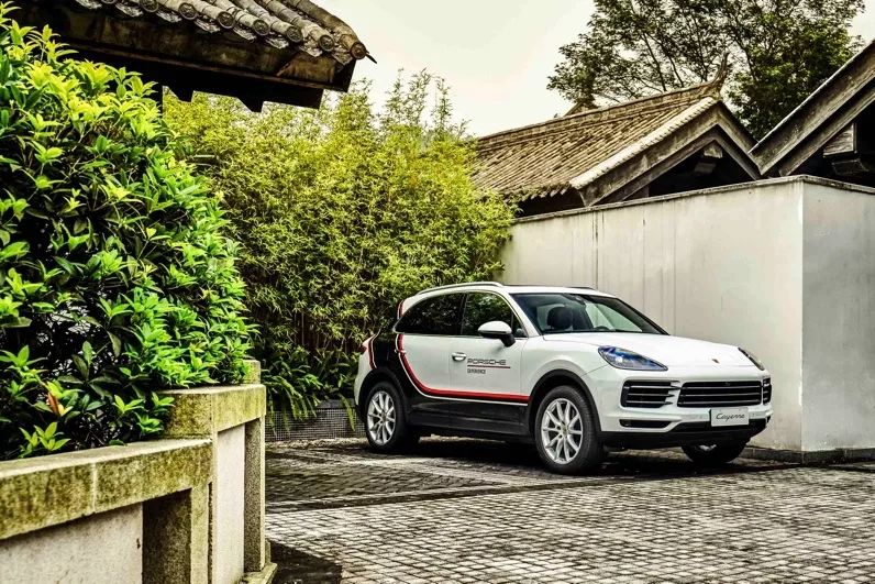 24款保时捷cayennee-hybrid混动版,保时捷卡宴cayenneturbocoupe4.0t