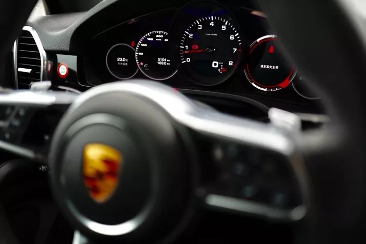 24款保时捷cayennee-hybrid混动版,保时捷卡宴cayenneturbocoupe4.0t