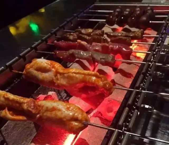 看世界杯夜餐推荐,乌鲁木齐看世界杯的最佳餐厅