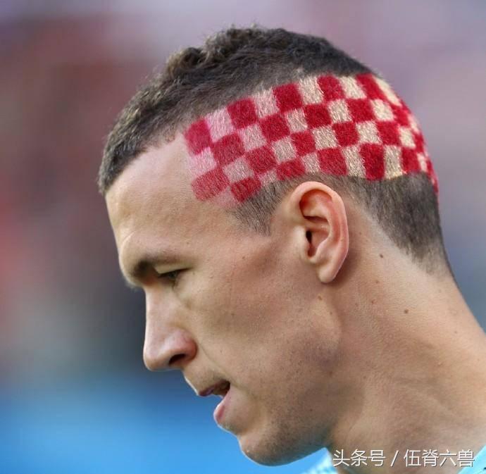 梅西c罗内马尔世界杯接连出局,2022世界杯梅西c罗内马尔图片