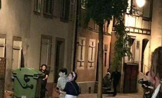 tfboys王源骑自行车,tfboys骑单车