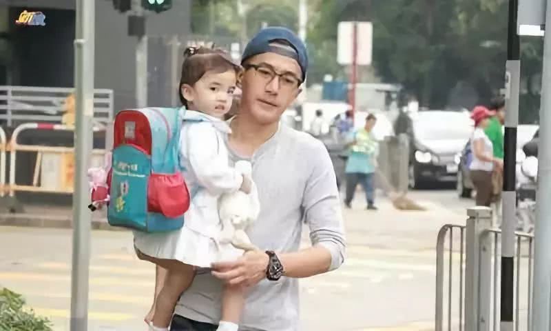 杨幂工作室起诉网友是怎么一回事,杨幂工作室起诉上热搜