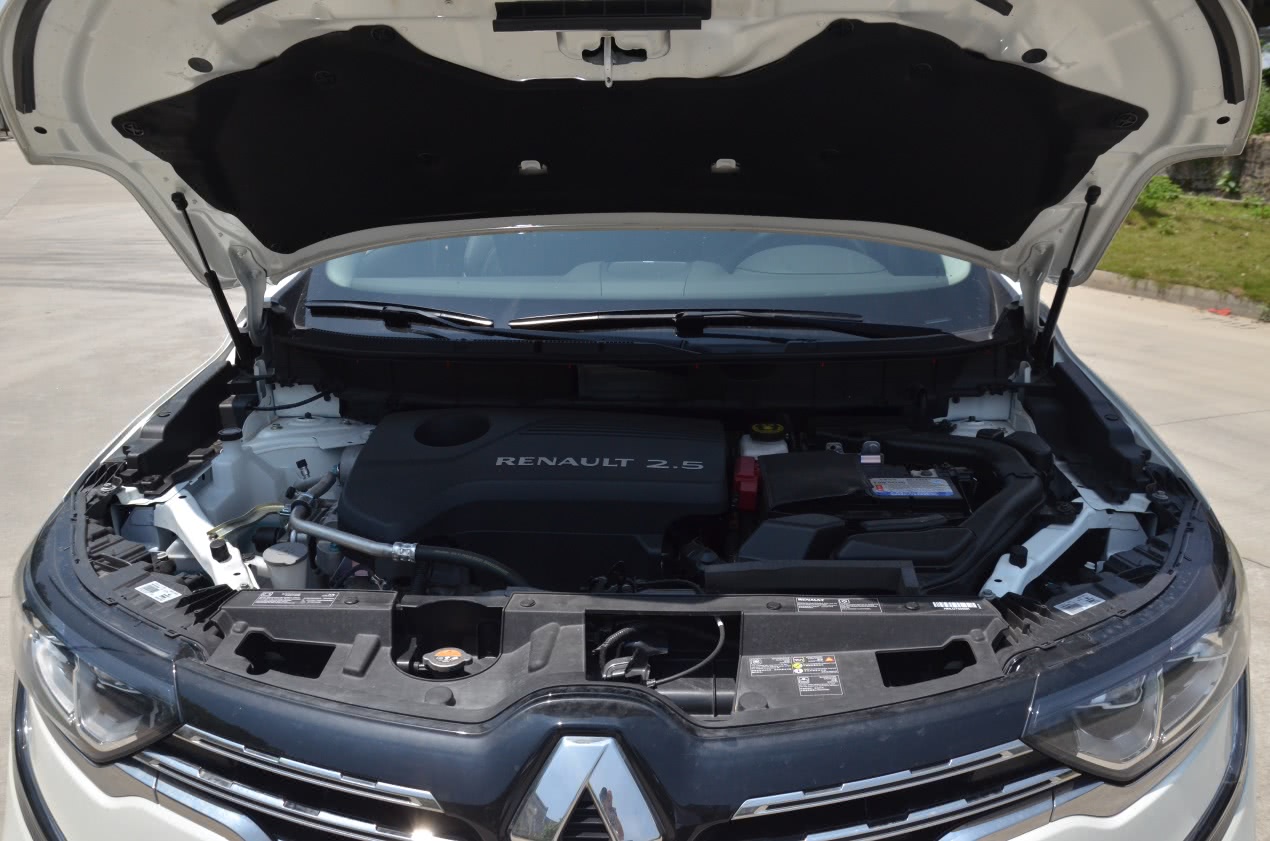 试驾雷诺科雷傲,试驾科雷傲视频