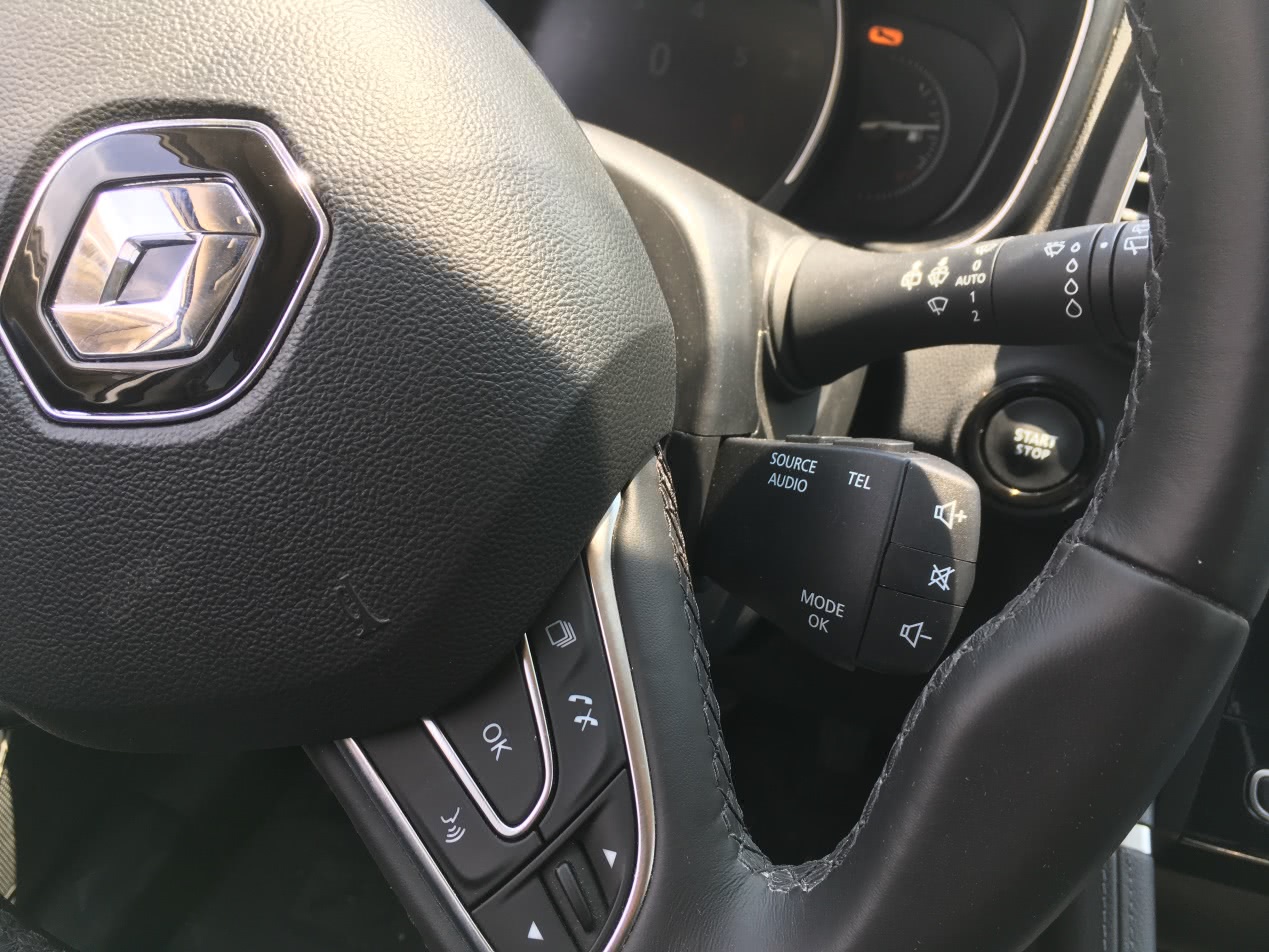 试驾雷诺科雷傲,试驾科雷傲视频