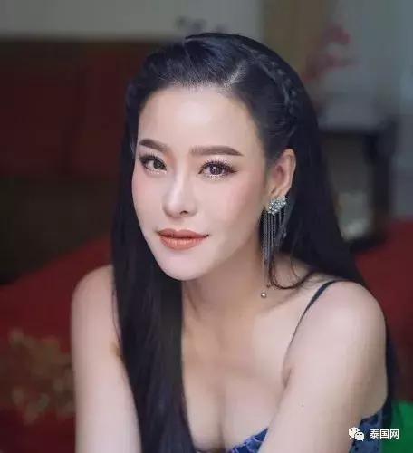 娉板浗濂虫槦鏁村,娉板浗濂虫槦yaya鏁村