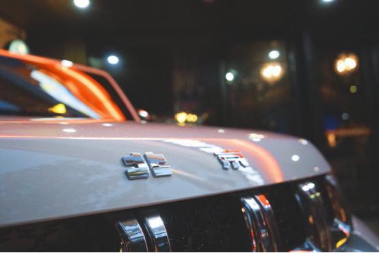 喝啤酒吃烧烤看球赛,喝啤酒开车吃烤串