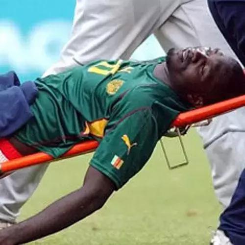 踢球和看球,踢球和打球有啥危害