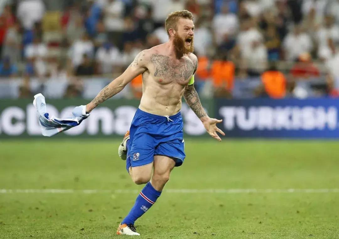 冰岛英格兰维京战吼,冰岛维京战吼响彻俄罗斯