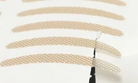 粘得牢又自然的双眼皮贴推荐,石膏板双眼皮用什么粘贴最牢固