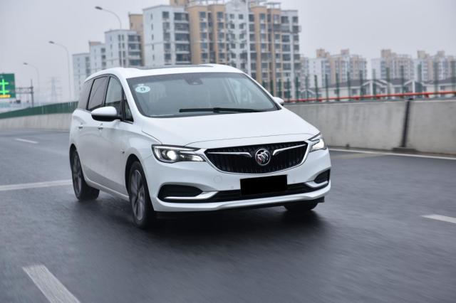 别克gl6最新款试驾视频,试驾别克gl6