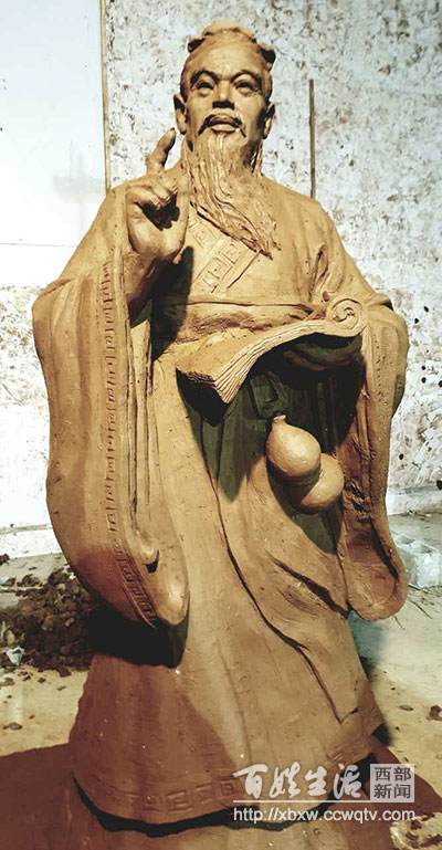 雕塑师刘忠,安徽雕塑大师刘忠