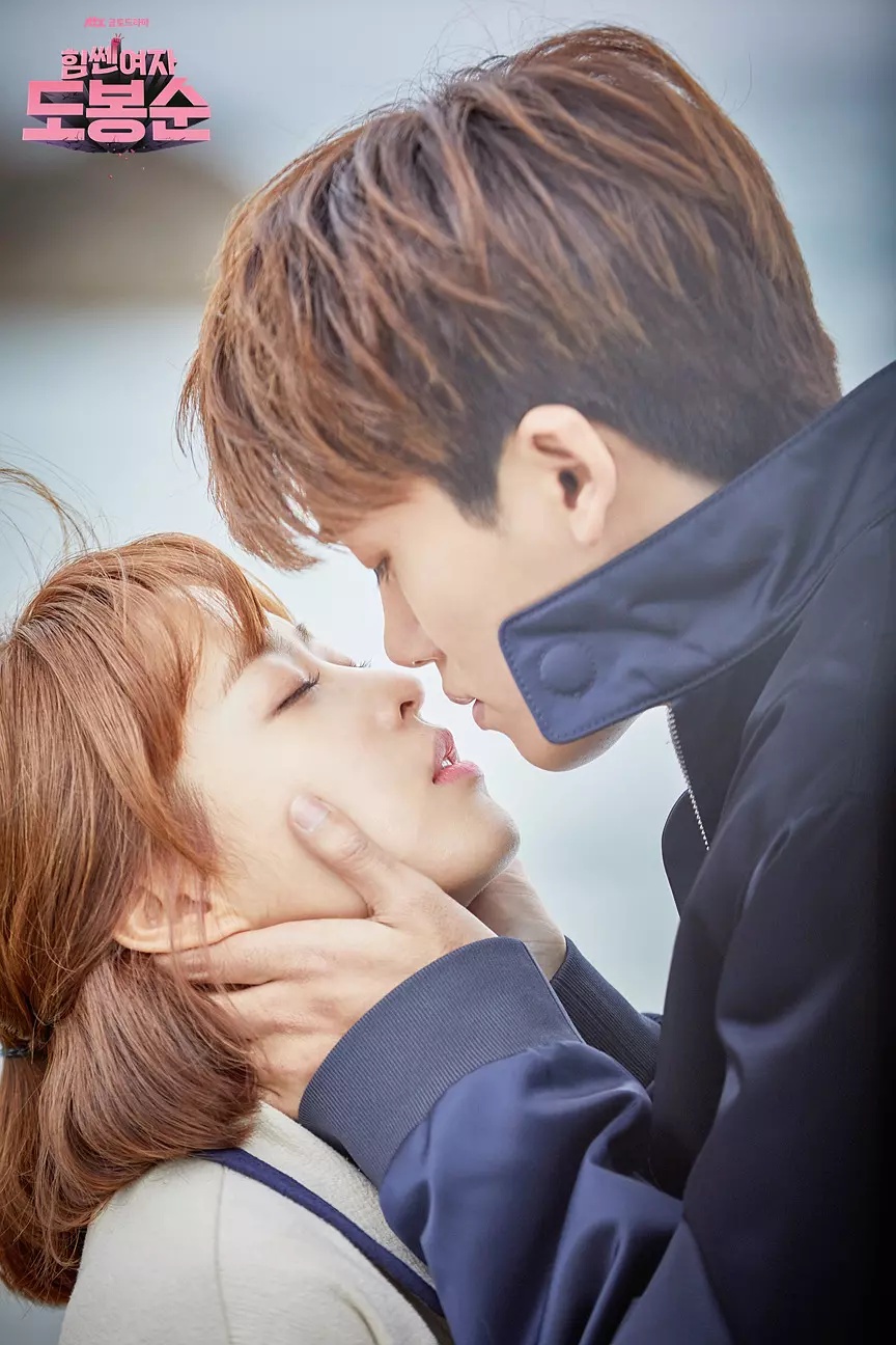 推荐10部韩剧哪一部最好看,2020夏天韩剧推荐高甜