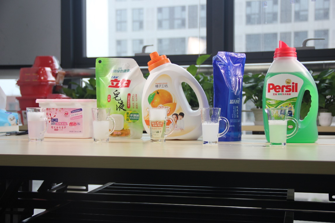 卫生纸巾也能拔河?奇葩测评让人瞠目结舌