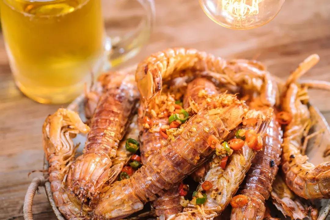 椒盐皮皮虾吮指美食,椒盐皮皮虾的做法吃了还想吃