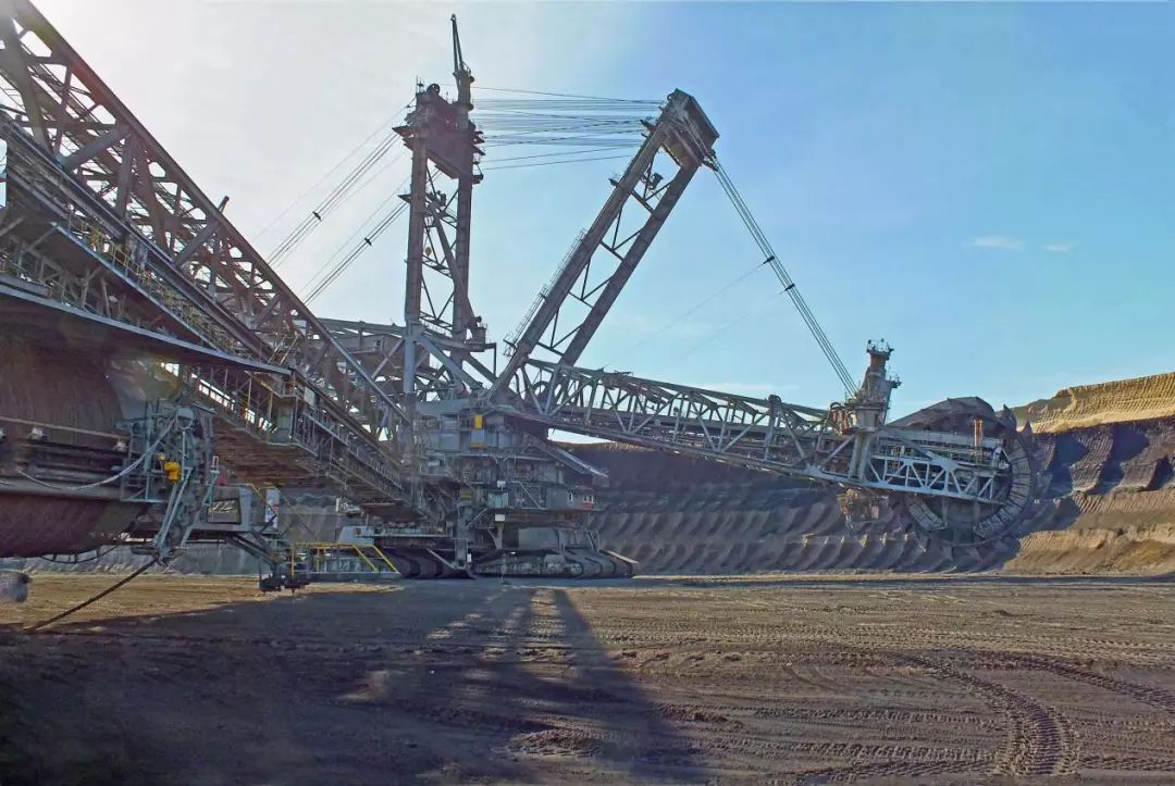 挖掘机技术哪家强原创视频片段,挖掘机技术哪家强家喻户晓