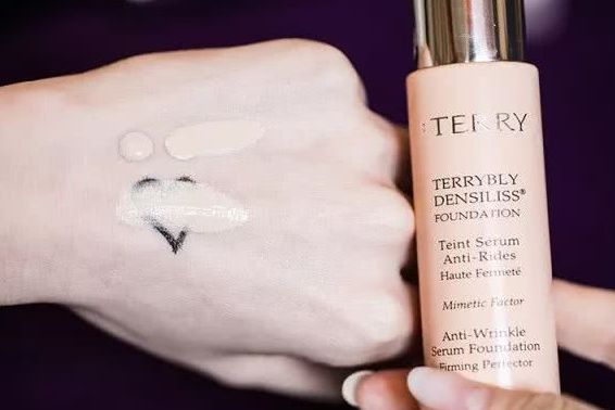 连明星都推荐的化妆品,blackpink韩妆和欧美妆