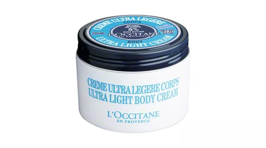 cosme大赏白肌美容水,cos全套化妆品推荐一次性