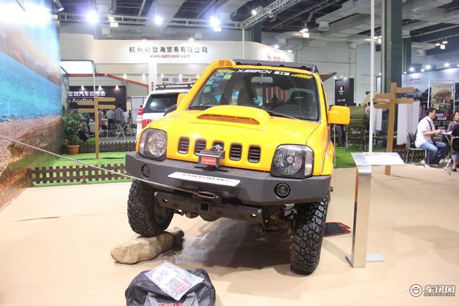 铃木吉姆尼越野怎么样,铃木吉姆尼1.3越野视频