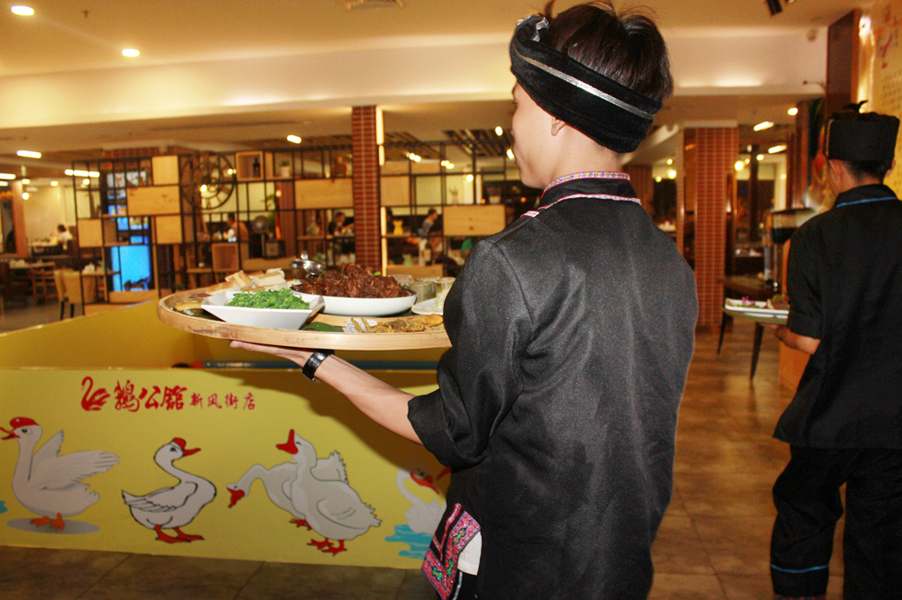 火焰醉鹅三亚美食,三亚吃醉鹅的地方