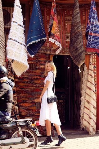 学会这几招分分钟拍出大长腿,拍大长腿照技巧经验分享