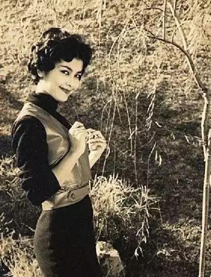 陈思思长城脚下是故乡,长城脚下我故乡陈思思