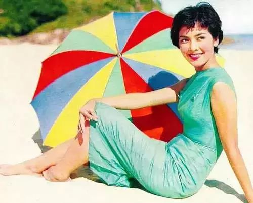 陈思思长城脚下是故乡,长城脚下我故乡陈思思