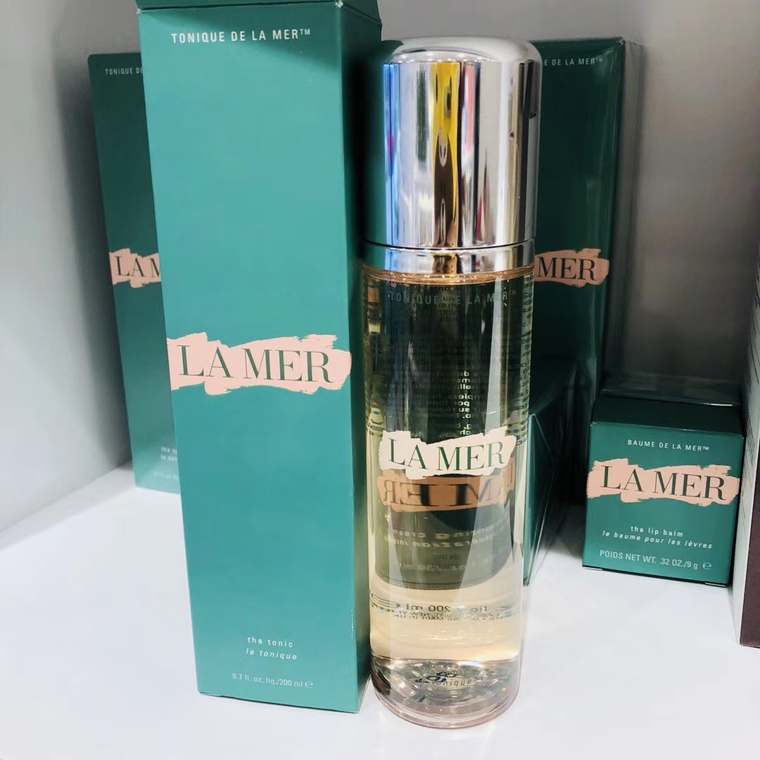 那么多护肤试用品哪来的,这么多护肤用的水你会选哪一个呢