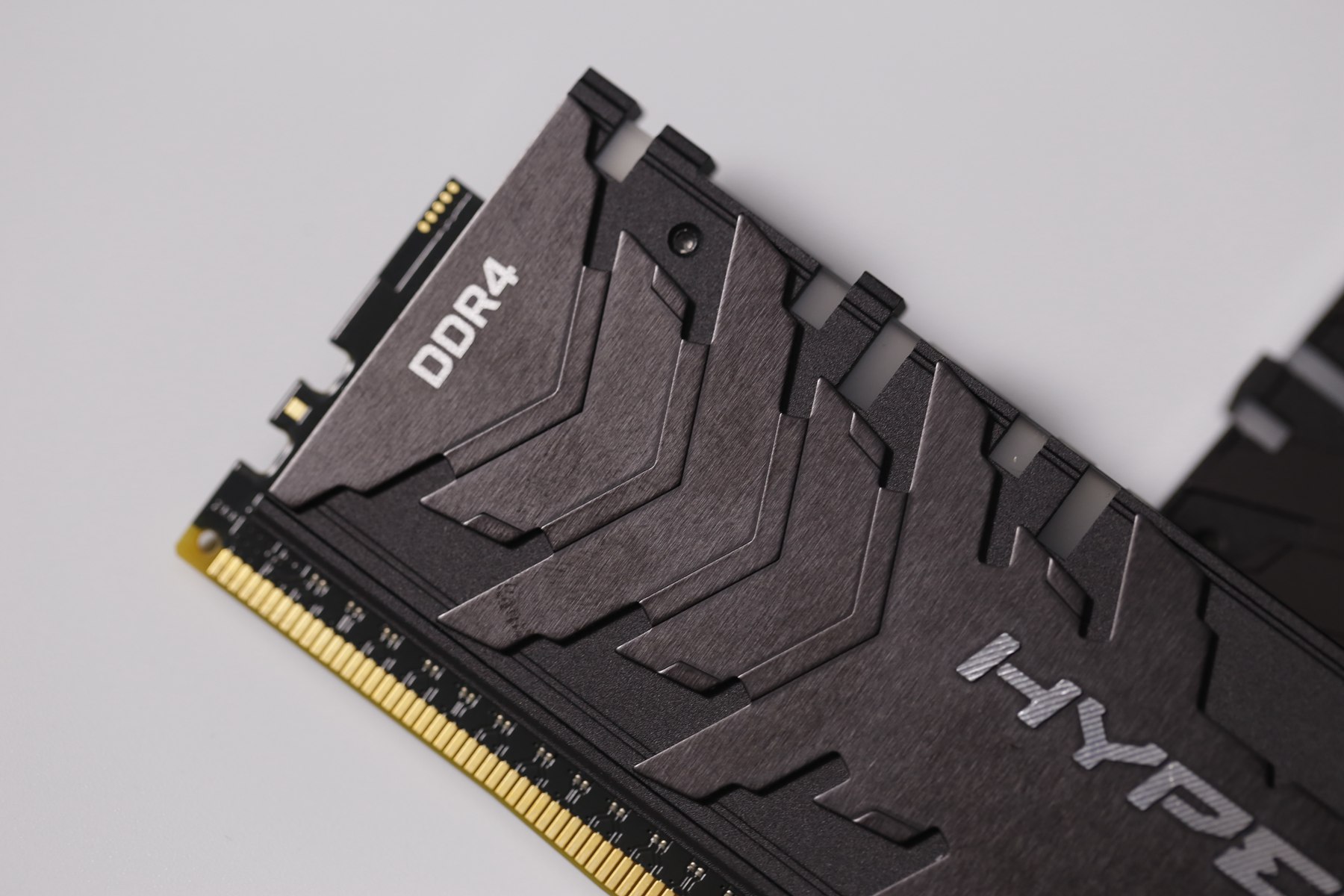 金士顿骇客神条fury与predator,骇客神条新款老款