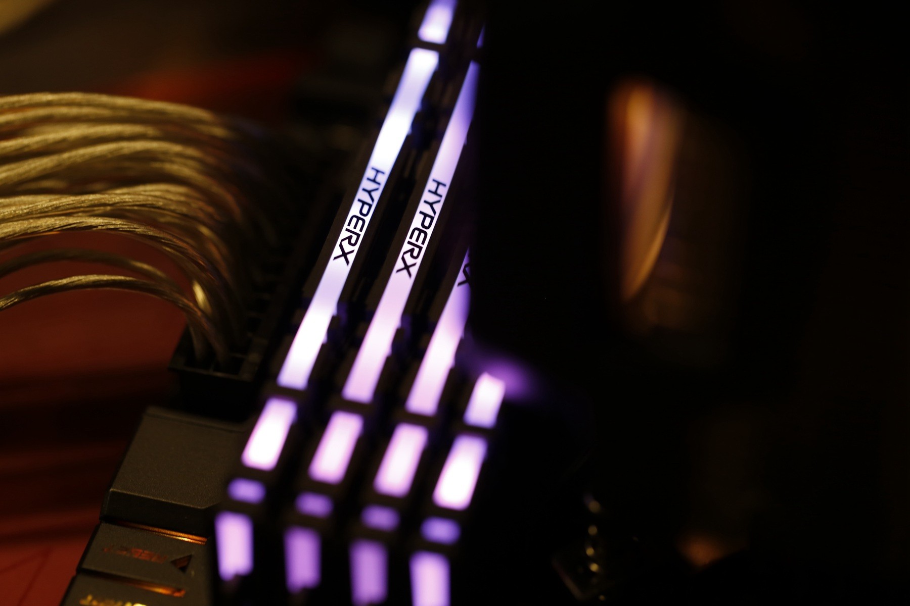 金士顿骇客神条fury与predator,骇客神条新款老款