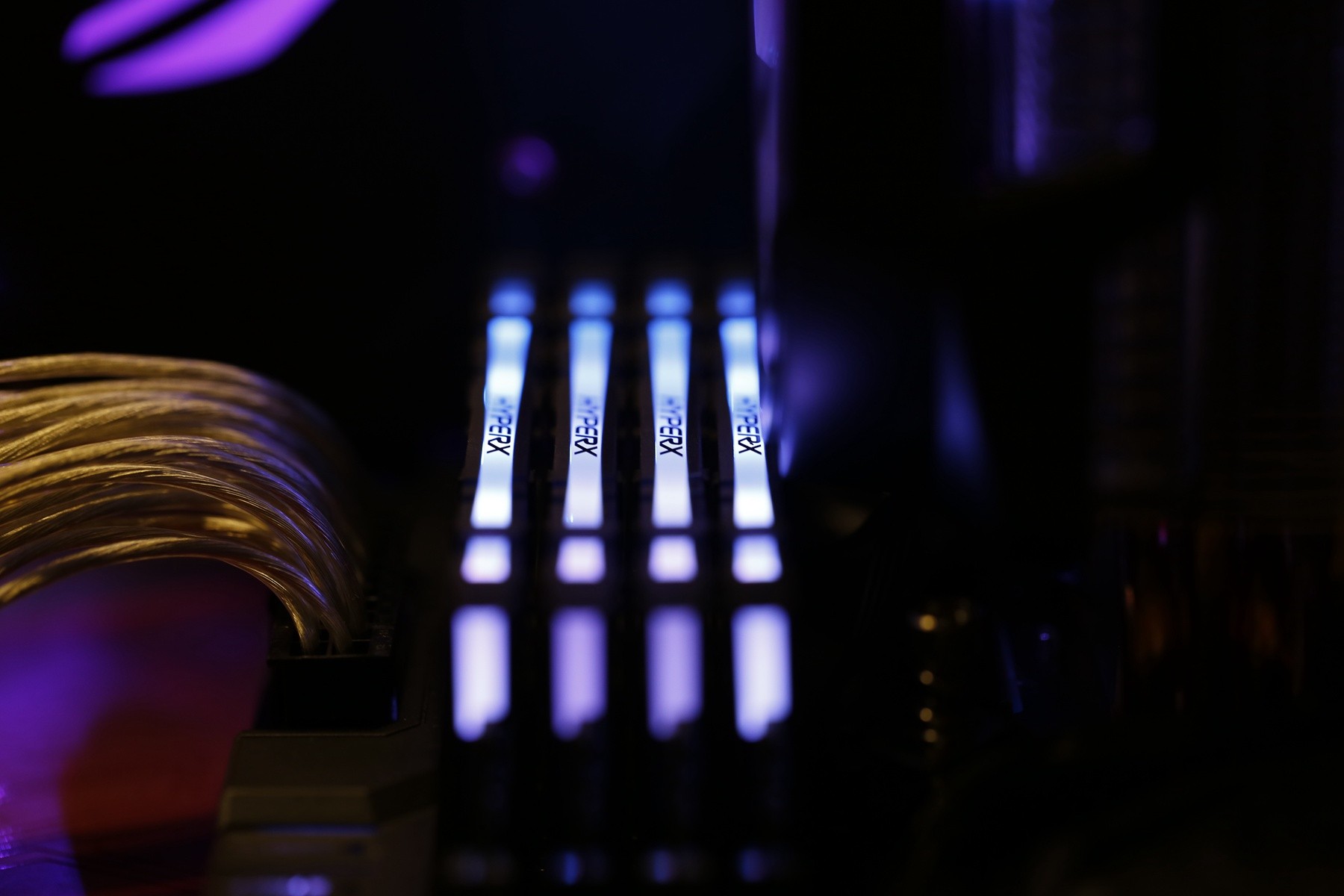 金士顿骇客神条fury与predator,骇客神条新款老款