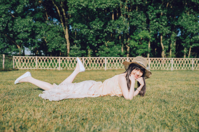 分手后要不要追回给前任还债的钱,谈一场恋爱亏1000元