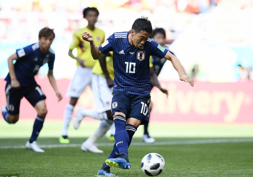 日本足球杨晨近况,杨晨精彩头球破门