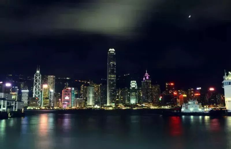 今年9月,郑州每天1趟动车到香港!要不要去香港逛逛?