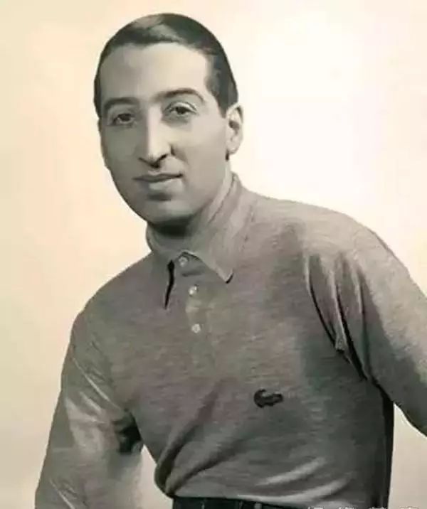 光有老爹鞋怎么够，没有这件单品就不能叫DadLook