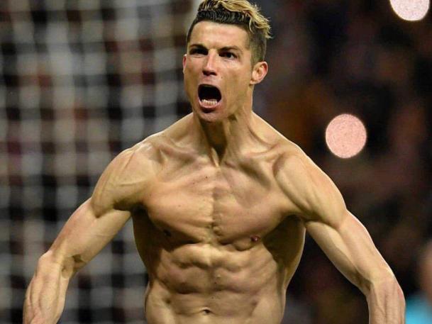 足球名将c罗身高多少,足球运动员有谁的身材跟c罗一样