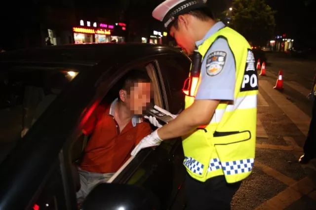 武汉市交管局事故大队,警官面对面