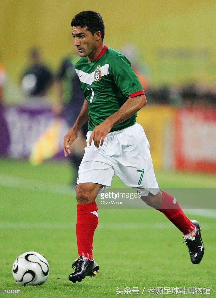 世界杯最强足球鞋排名,世界杯最火前十的足球鞋