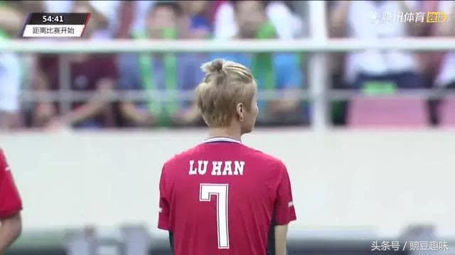 梅西c罗鹿晗,鹿晗梅西c罗