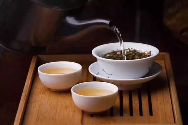 忽悠多年的十八种病不治也能好,忽悠人的一百种方法