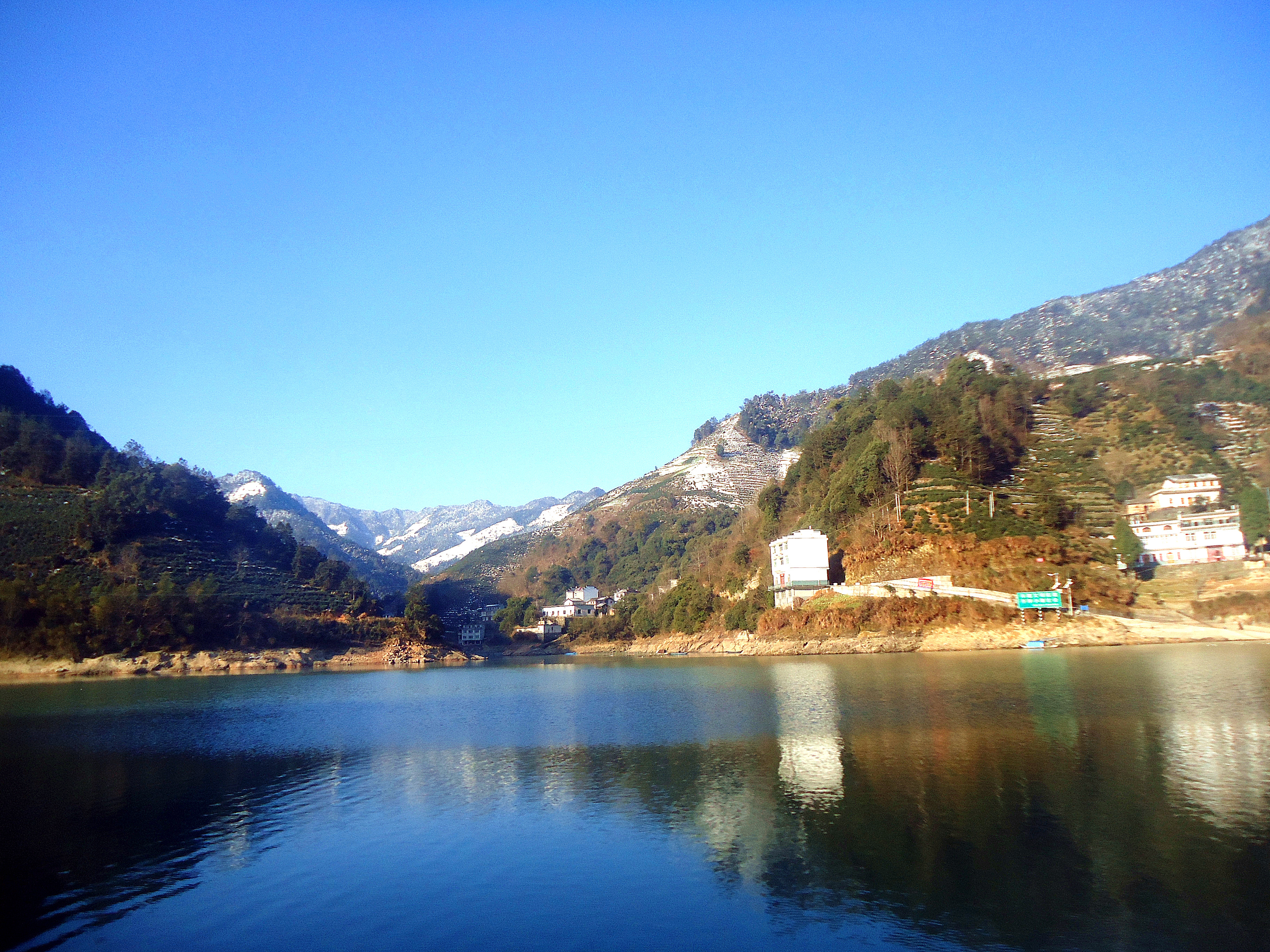 新安江畔的这个古镇,一处隐藏于山水之间的世外桃源