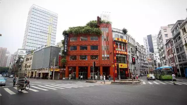 现在最火的国内女装品牌有哪些,国内最火的十大品牌女装