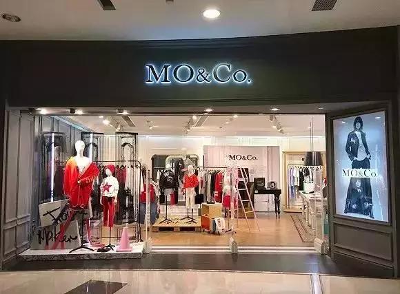 现在最火的国内女装品牌有哪些,国内最火的十大品牌女装