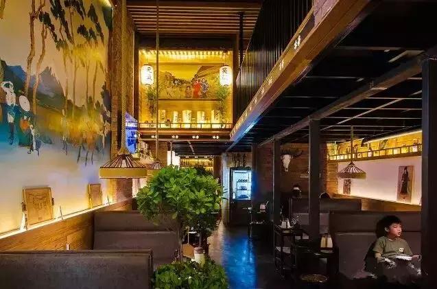 武汉最贵贵贵贵贵贵的土豪餐厅！吃过的都是有钱人！