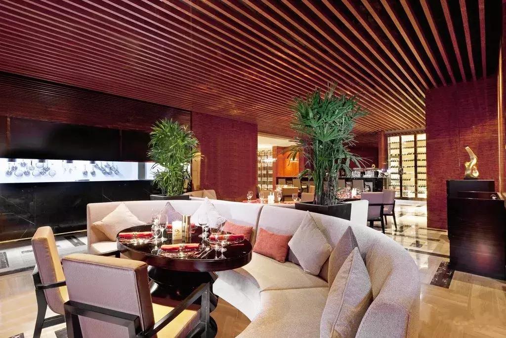 武汉哪里有高逼格又不贵的餐厅,武汉口碑好的性价比高档餐厅